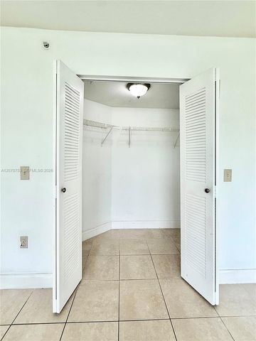 4171 San Marino Boulevard 102, West Palm Beach, FL 33409