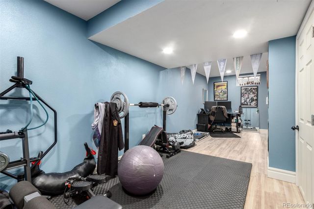 1977 S Oakland Way, Aurora, CO 80014