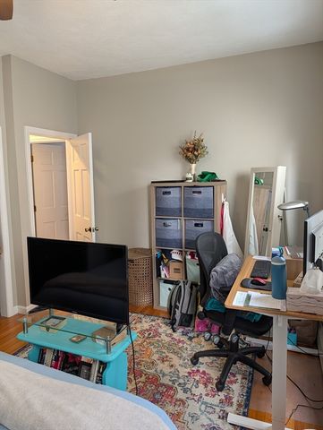 40 Columbus Avenue 1, Somerville, MA 02143