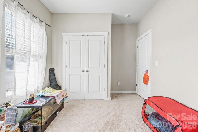 215 James Street, Lexington, NC 27295