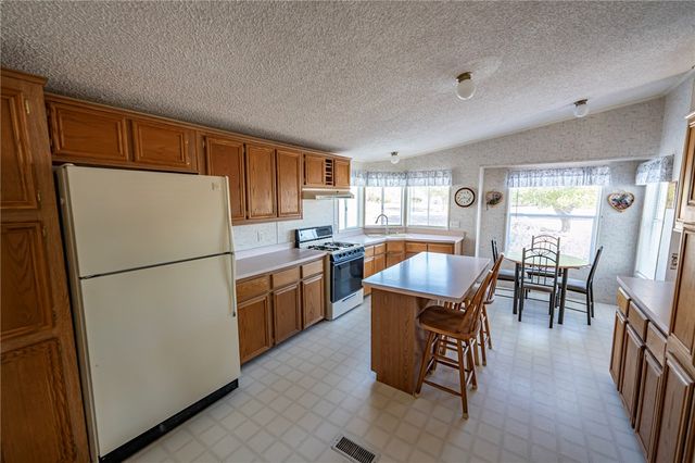 1125 E Aralia Dr, Kingman, AZ 86409