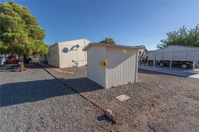 1125 E Aralia Dr, Kingman, AZ 86409