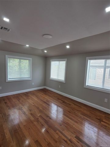 1720 New Haven Avenue, Far Rockaway, NY 11691
