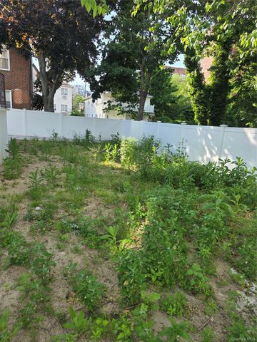 1720 New Haven Avenue, Far Rockaway, NY 11691