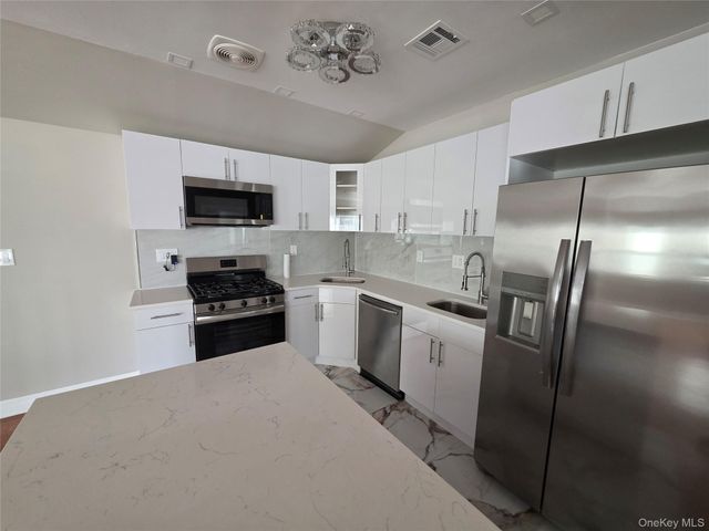 1720 New Haven Avenue, Far Rockaway, NY 11691