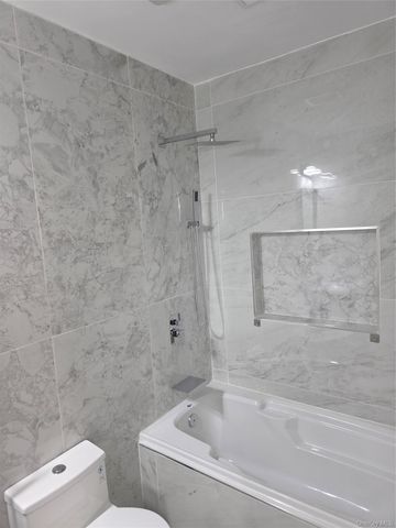 1720 New Haven Avenue, Far Rockaway, NY 11691