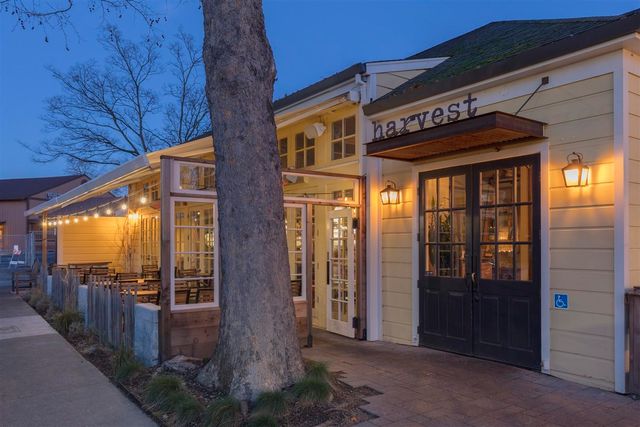 125 Larkwood Cir, Danville, CA 94526