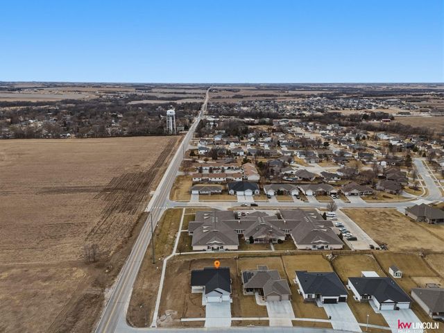711 Terrace View Drive, Lincoln, NE 68372