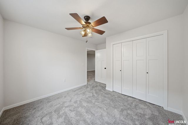 711 Terrace View Drive, Lincoln, NE 68372