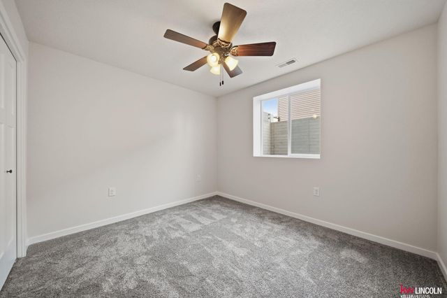 711 Terrace View Drive, Lincoln, NE 68372