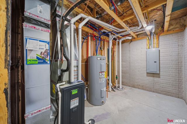 711 Terrace View Drive, Lincoln, NE 68372