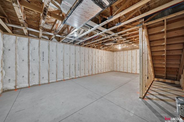 711 Terrace View Drive, Lincoln, NE 68372