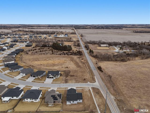 711 Terrace View Drive, Lincoln, NE 68372