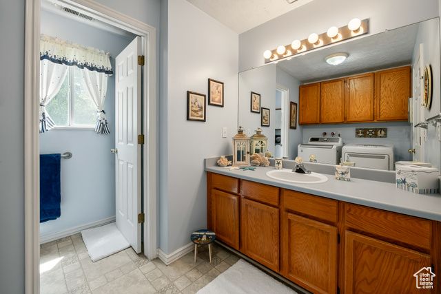 1204 E GEODE WAY, Sandy, UT 84094