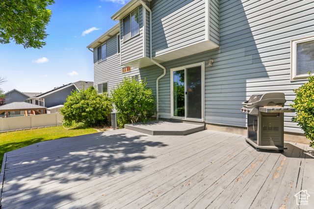 1204 E GEODE WAY, Sandy, UT 84094