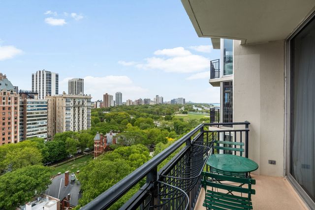 1515 N Astor Street 17BC, Chicago, IL 60610