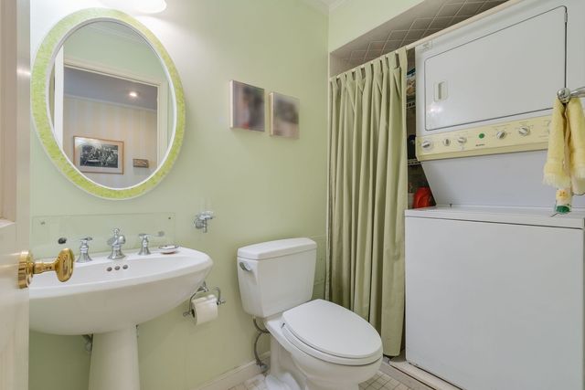 1515 N Astor Street 17BC, Chicago, IL 60610