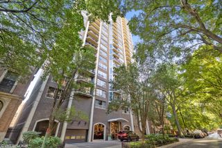 1515 N Astor Street 17BC, Chicago, IL 60610
