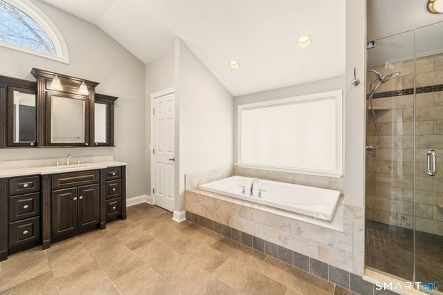 531 Clintonville Road, North Haven, CT 06473