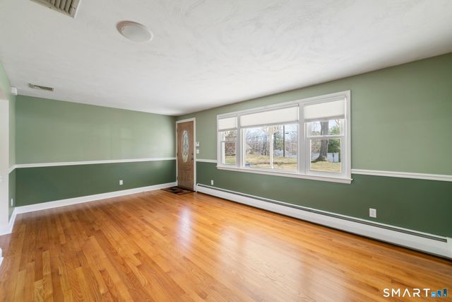 531 Clintonville Road, North Haven, CT 06473