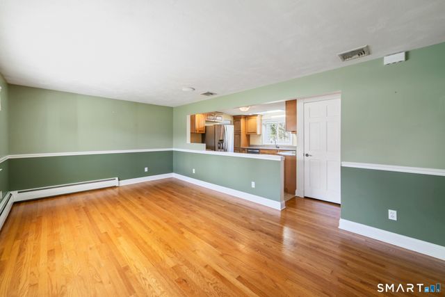 531 Clintonville Road, North Haven, CT 06473