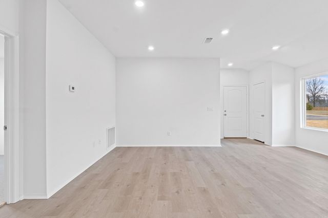 107 Jasmine Court, Beebe, AR 72012