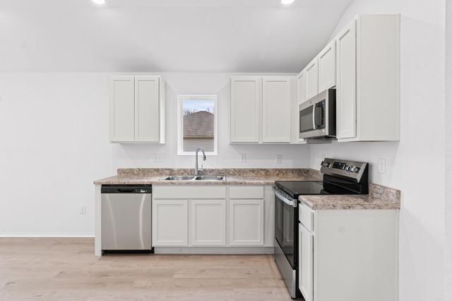 107 Jasmine Court, Beebe, AR 72012