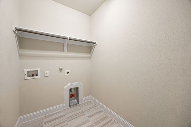 7116 Playa Imperial Lane, Grand Prairie, TX 75054