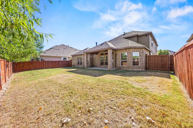 7116 Playa Imperial Lane, Grand Prairie, TX 75054
