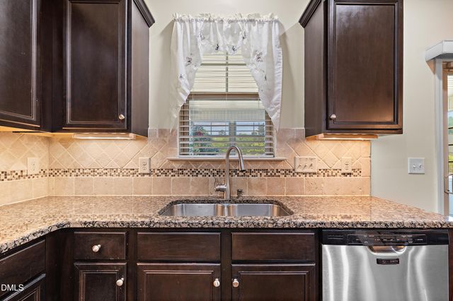 382 Naples Lane, Clayton, NC 27527