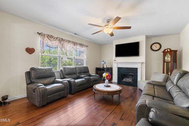 382 Naples Lane, Clayton, NC 27527