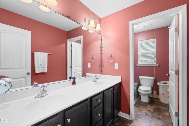 382 Naples Lane, Clayton, NC 27527