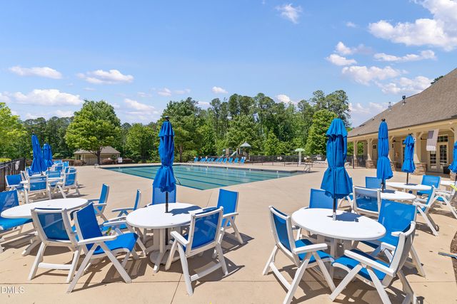 382 Naples Lane, Clayton, NC 27527