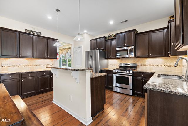 382 Naples Lane, Clayton, NC 27527