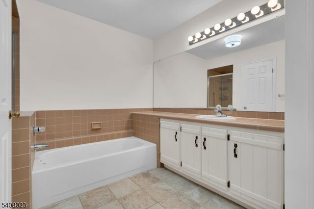 21 Stone Run Rd, Bedminster Twp., NJ 07921