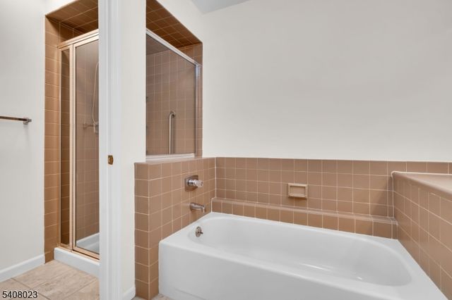 21 Stone Run Rd, Bedminster Twp., NJ 07921