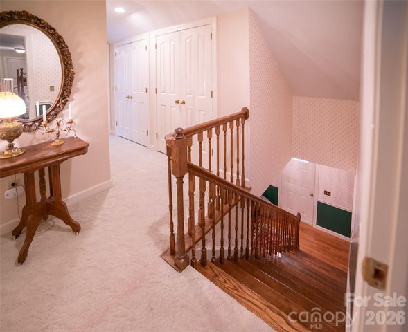417 Stonecroft Drive SE, Lenoir, NC 28645