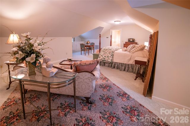417 Stonecroft Drive SE, Lenoir, NC 28645