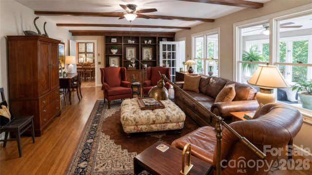 417 Stonecroft Drive SE, Lenoir, NC 28645