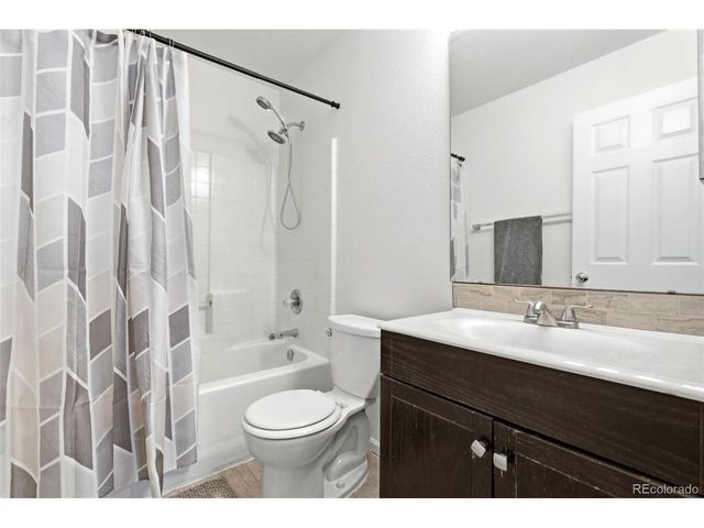 3033 E 108th Dr, Northglenn, CO 80233