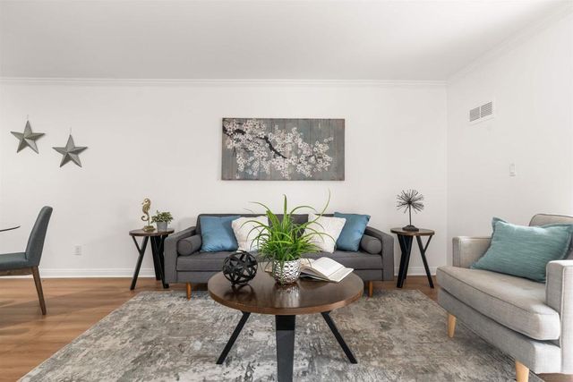 7405 Charmant Dr 2322, San Diego, CA 92122