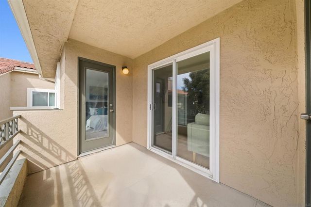 7405 Charmant Dr 2322, San Diego, CA 92122