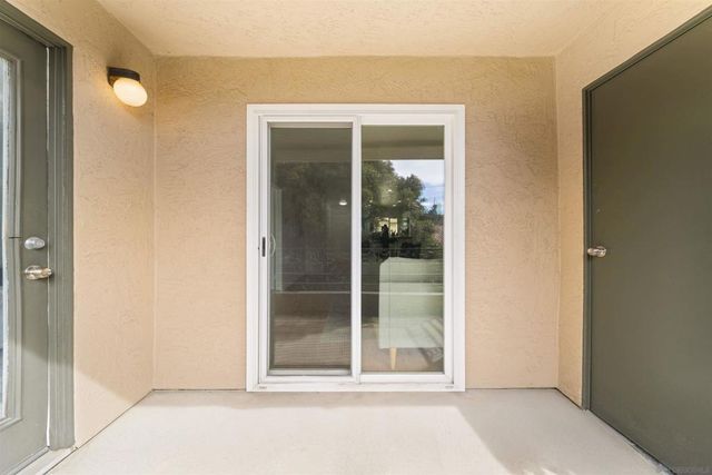 7405 Charmant Dr 2322, San Diego, CA 92122