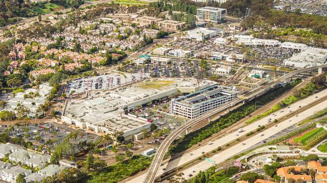 7405 Charmant Dr 2322, San Diego, CA 92122