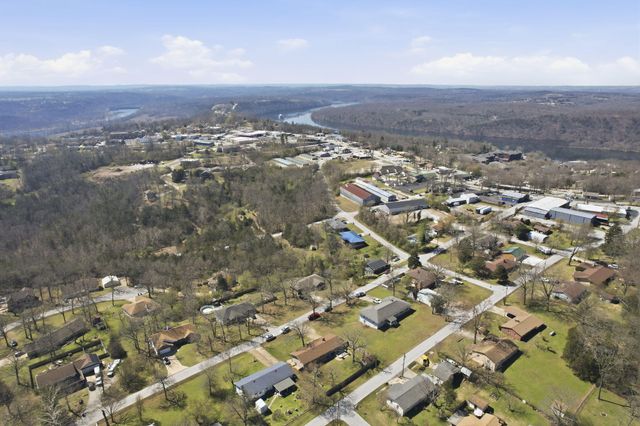 275 Boswell Road, Forsyth, MO 65653