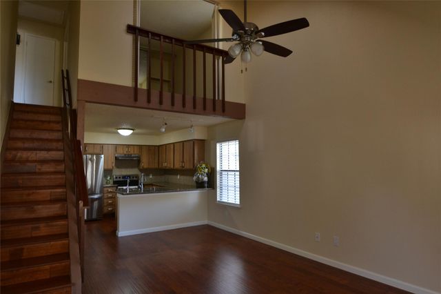 13461 Garden Grove 761, Houston, TX 77082
