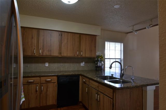 13461 Garden Grove 761, Houston, TX 77082