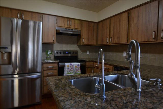 13461 Garden Grove 761, Houston, TX 77082