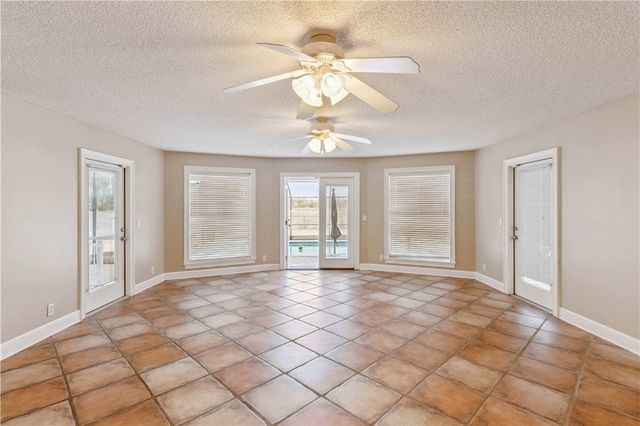 60 Laurel Grove Road, Brunswick, GA 31523