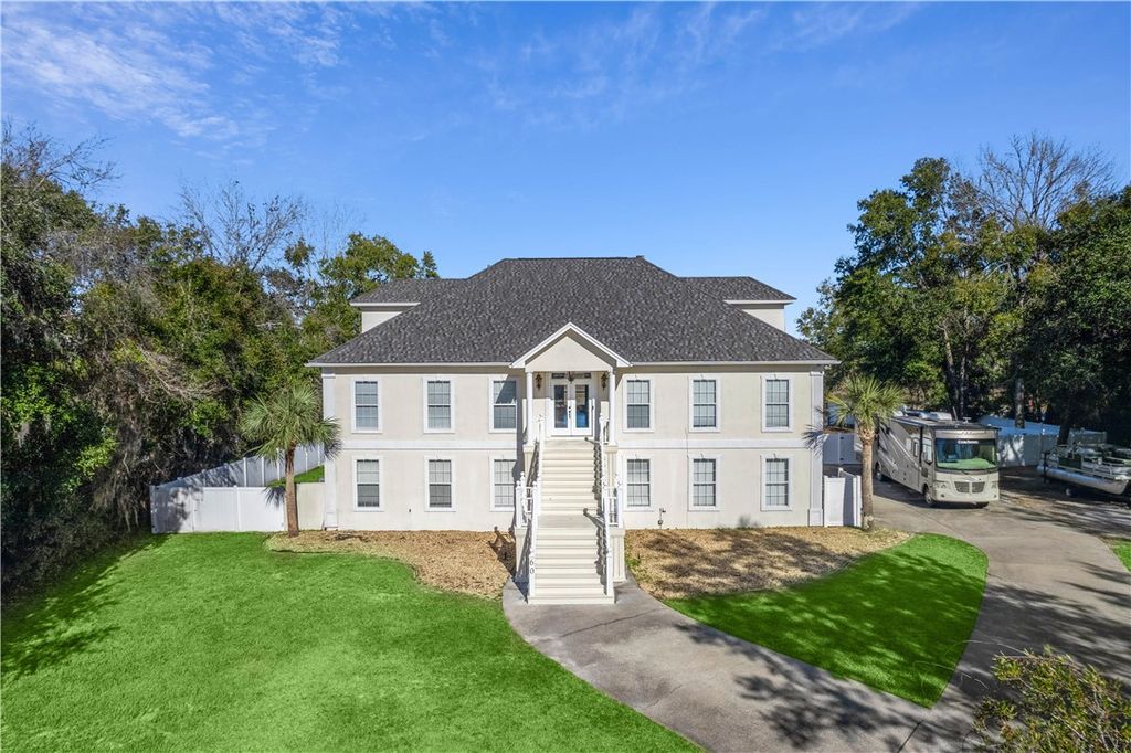 60 Laurel Grove Road, Brunswick, GA 31523